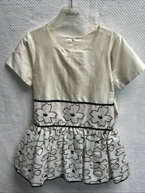Moka by Zalia Ribau. 100% Silk Cream and Black Floral Dress.NWT. Made in Canada